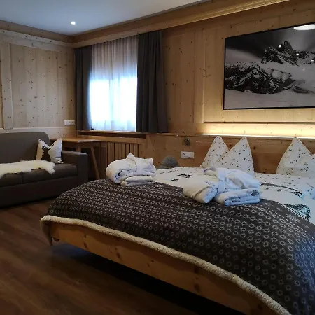Venkovský dům Rifugio Fermeda Hutte
